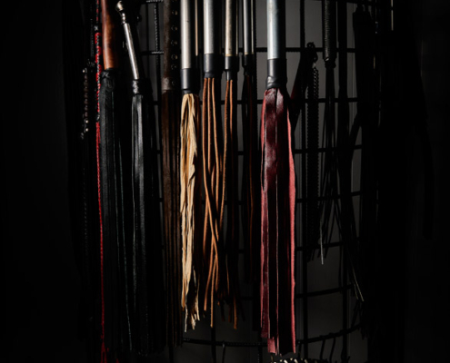korporlig afstraffelse, domina dark, bdsm,