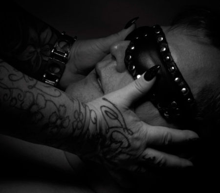 sensory deprivation, domina dark, bdsm, jylland, københavn,